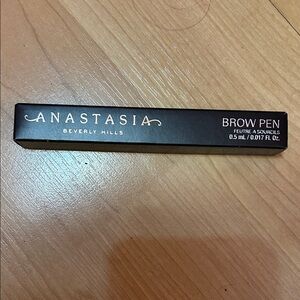 Anastasia Beverly Hills Sleek Brow Pen- soft brown